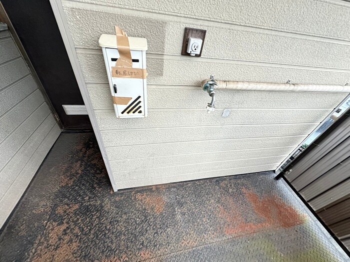 物件内観写真15　(洗濯機置場)