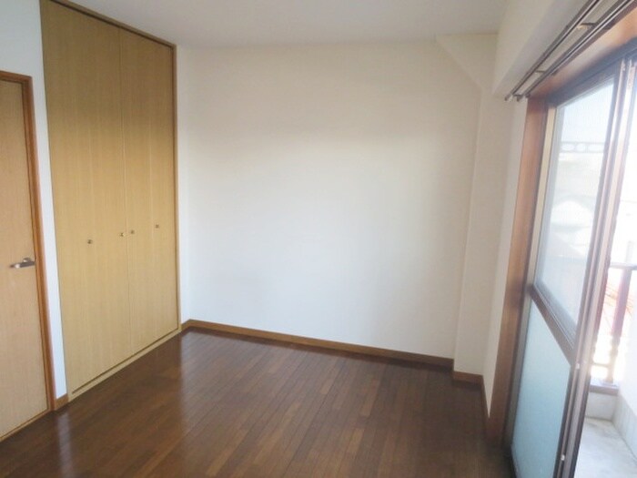 物件内観写真6　(居室)
