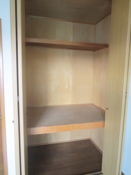 物件内観写真9　(収納)