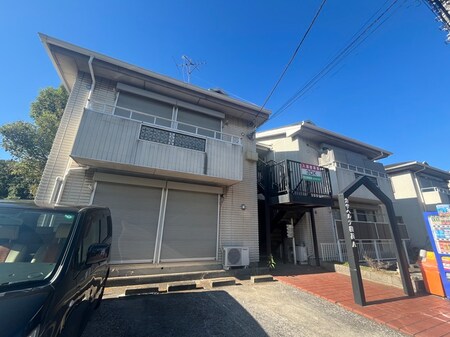 カサベルデ横浜Ａ外観写真