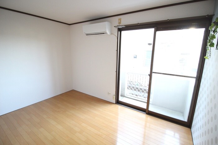 物件内観写真6　(居室)