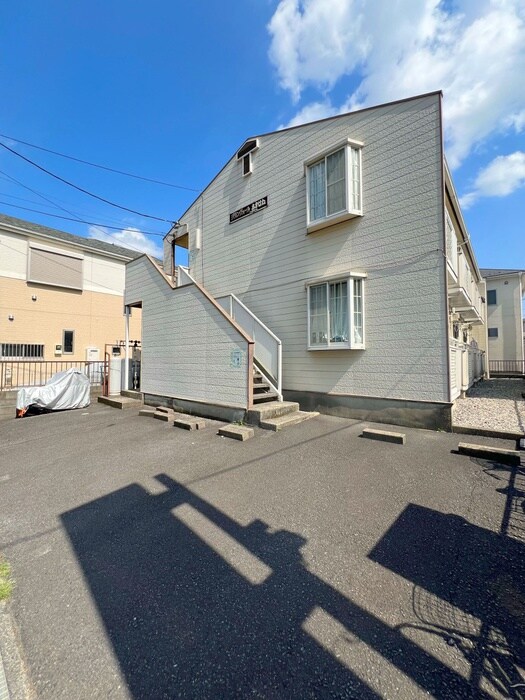 物件外観写真3　(駐車場)