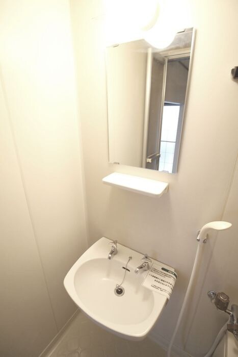 物件内観写真13　(洗面)