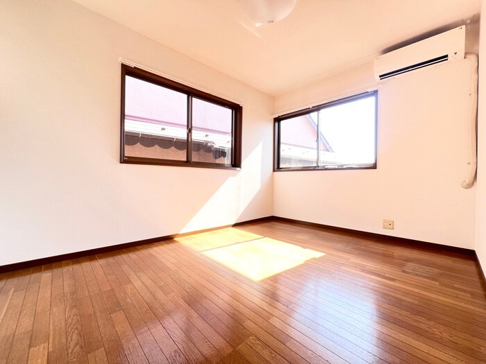 物件内観写真5　(居室)