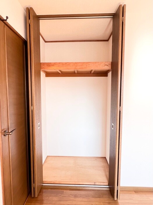 物件内観写真11　(収納)