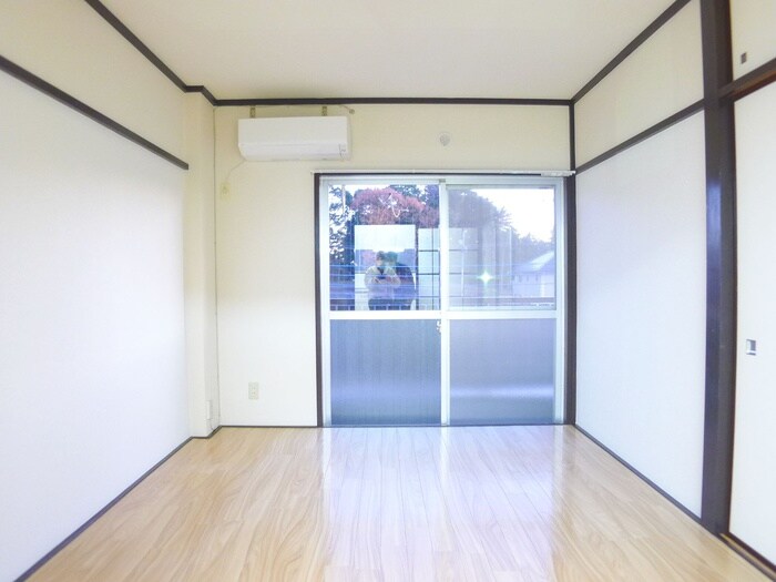 物件内観写真9　(居室)