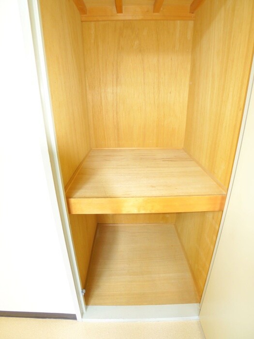 物件内観写真11　(収納)