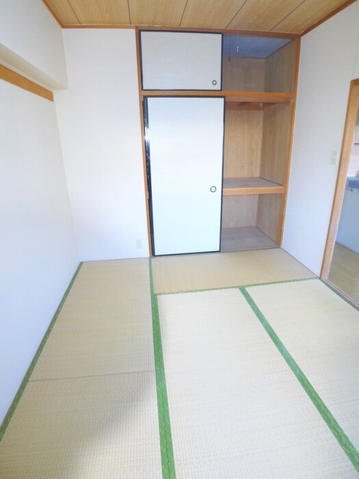 物件内観写真17　(居室)