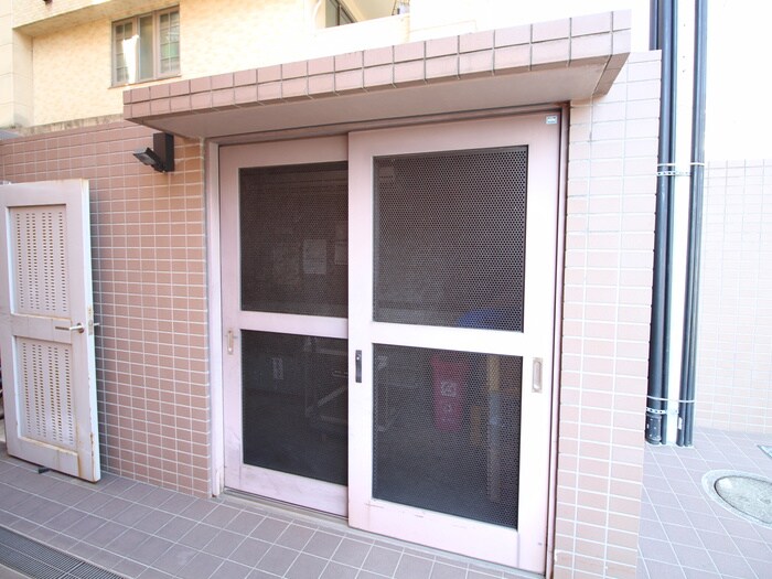 物件外観写真6　(建物設備)