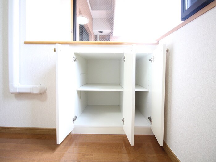 物件内観写真18　(収納)