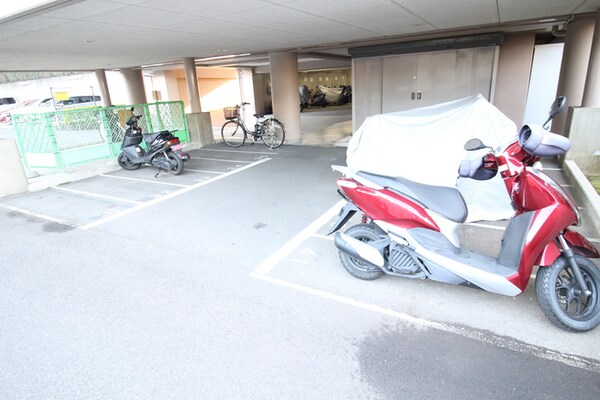 バイク置き場