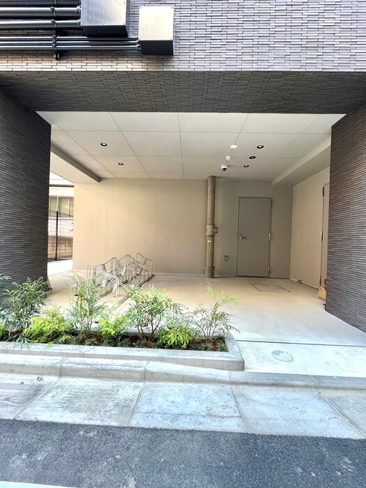 物件外観写真5　(駐輪場)