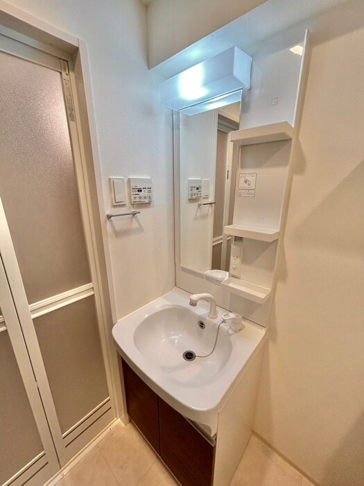 物件内観写真14　(洗面)