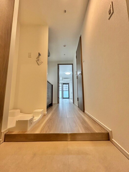 物件内観写真22　(廊下)