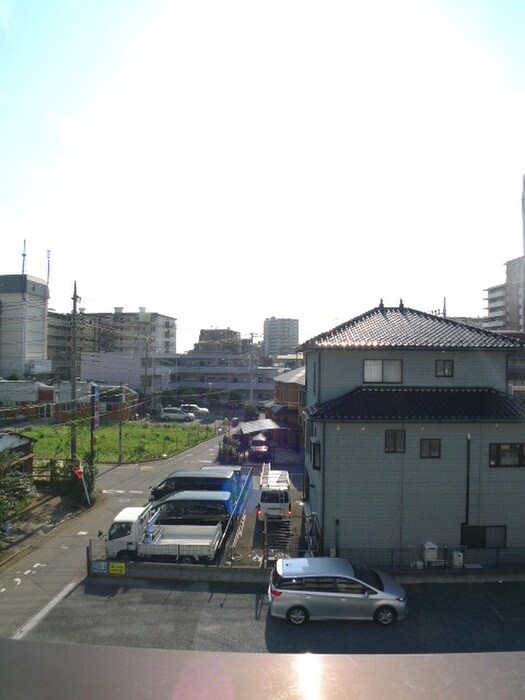 物件内観写真16　(室内からの展望)