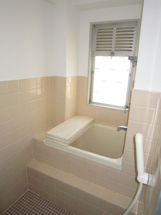 物件内観写真11　(バス／シャワールーム等)