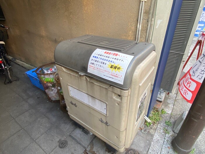 第５三信ビルのエントランス部分