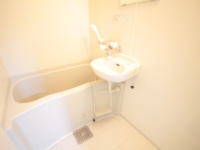 物件内観写真10　(バス／シャワールーム等)