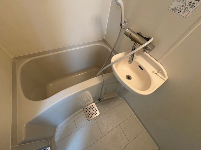 第５三信ビルのバス