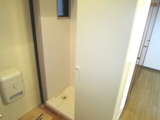 物件内観写真14　(玄関)