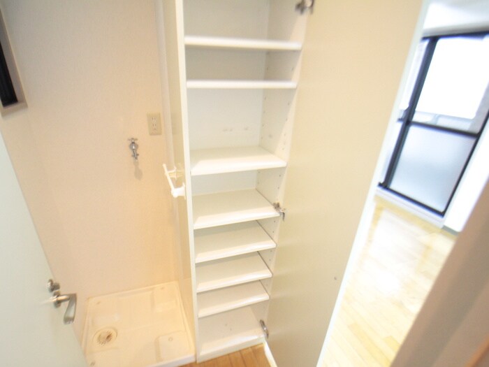 物件内観写真15　(靴箱)