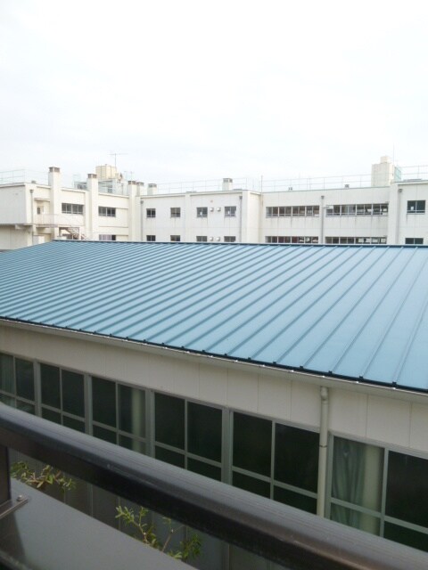 物件内観写真16　(室内からの展望)