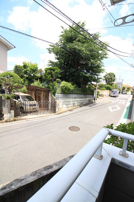 物件内観写真16　(室内からの展望)