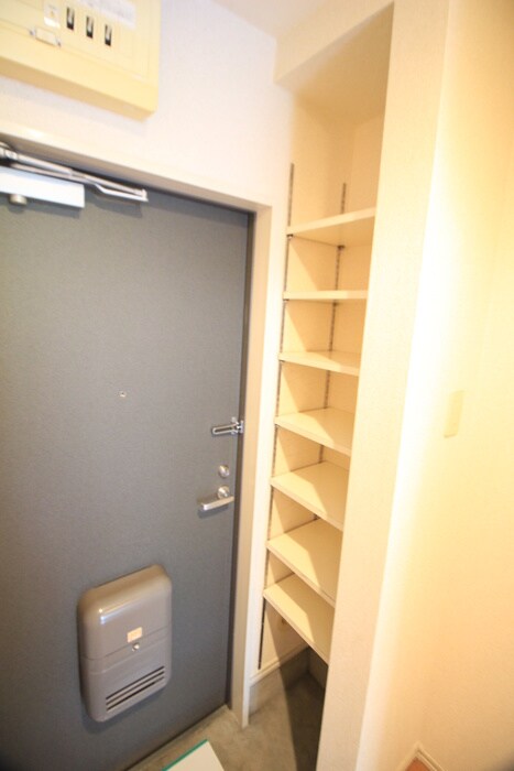 物件内観写真18　(靴箱)