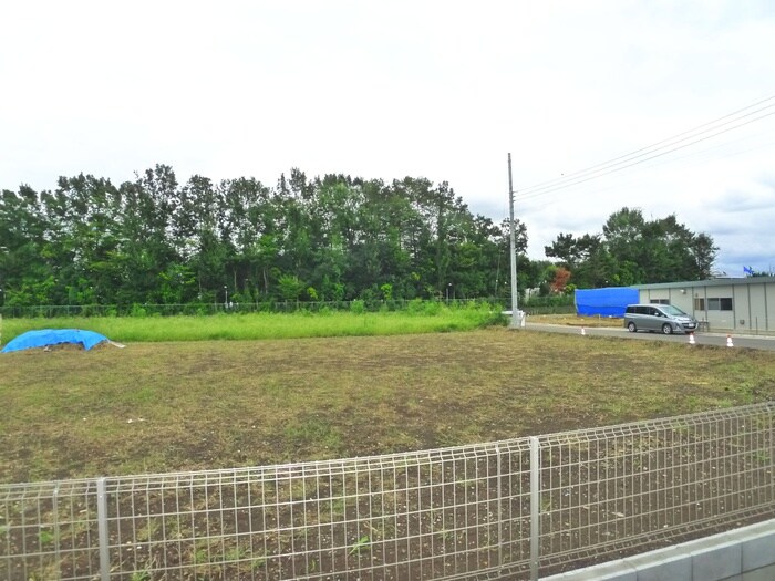 物件内観写真19　(室内からの展望)