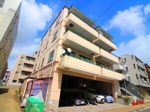 リベラル仲町台外観写真