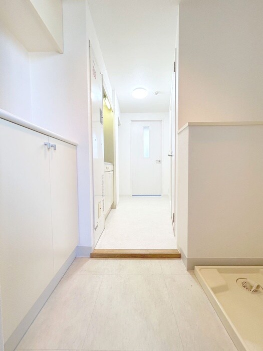 物件内観写真17　(廊下)