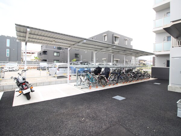駐輪場