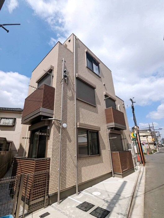 物件外観写真2　(外観写真)