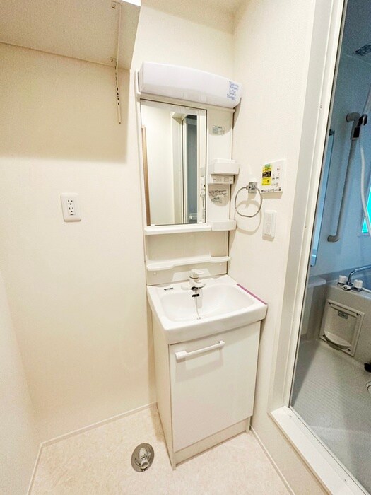 物件内観写真12　(洗面)