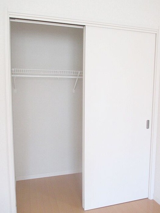 物件内観写真8　(収納)