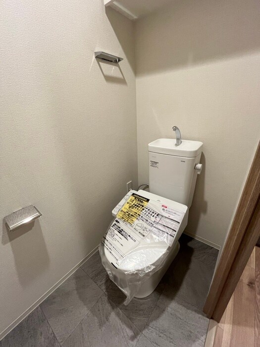 物件内観写真11　(トイレ)