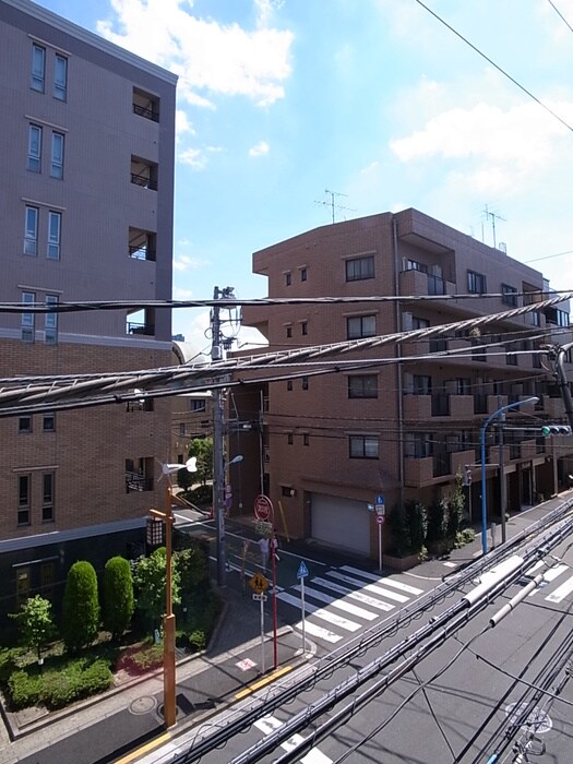 物件内観写真16　(室内からの展望)