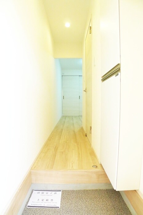 物件内観写真20　(玄関)