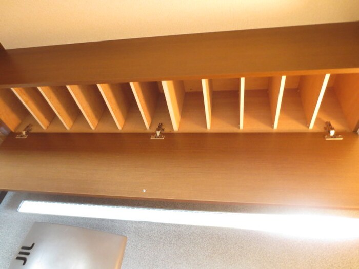 物件内観写真14　(靴箱)