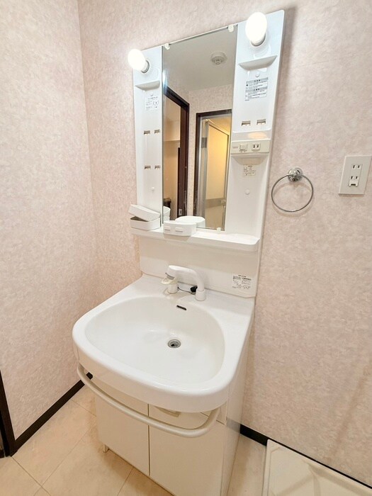 物件内観写真11　(洗面)