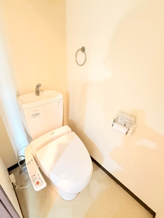 物件内観写真14　(トイレ)