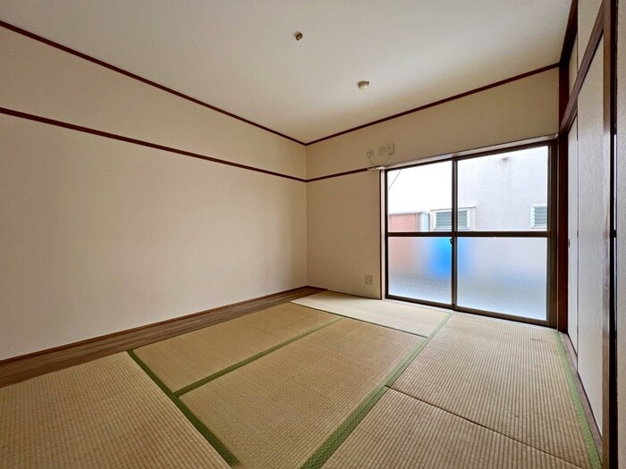 物件内観写真8　(居室)