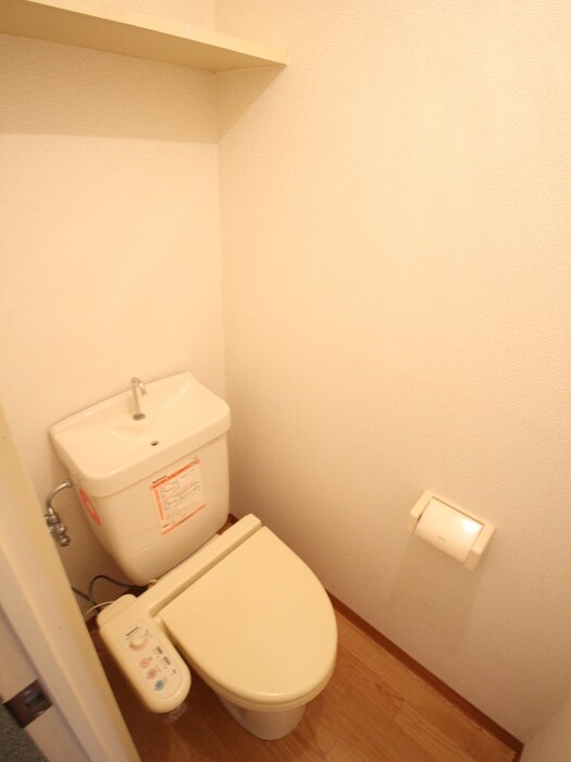 物件内観写真6　(トイレ)