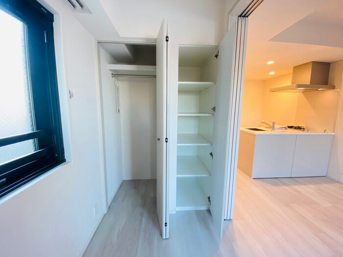 物件内観写真13　(収納)