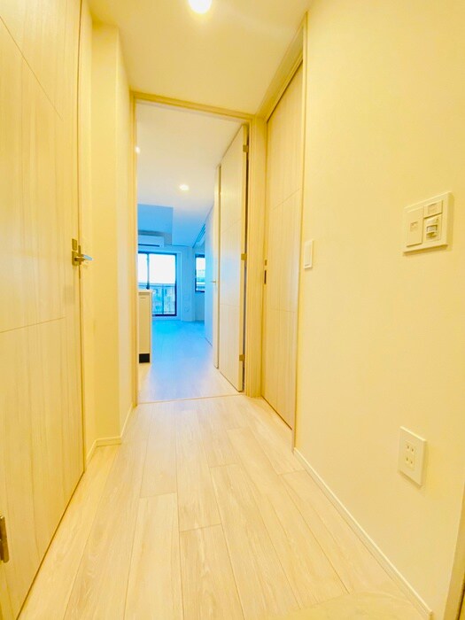 物件内観写真17　(廊下)