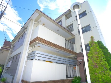 綾瀬リ-ジェントマンション外観写真