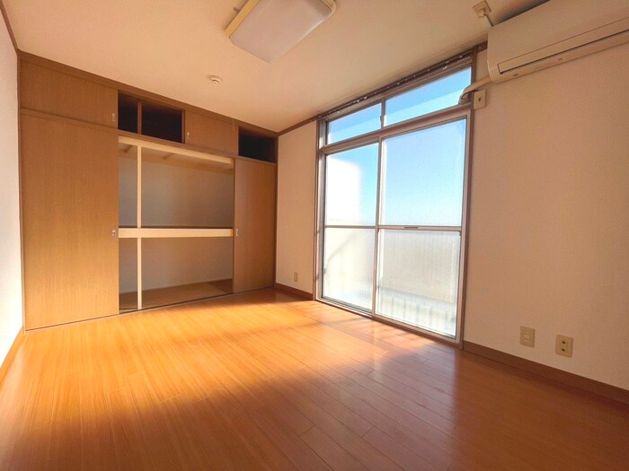 物件内観写真14　(居室)