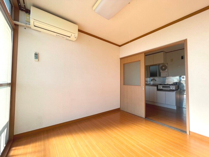 物件内観写真15　(居室)