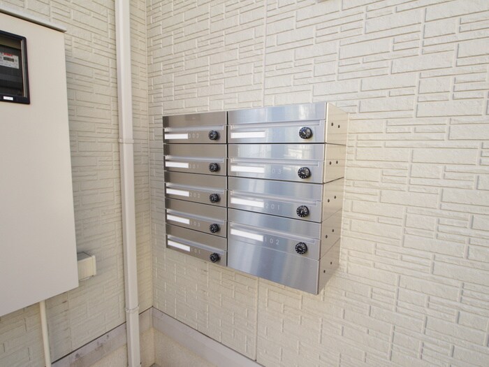 物件外観写真4　(建物設備)