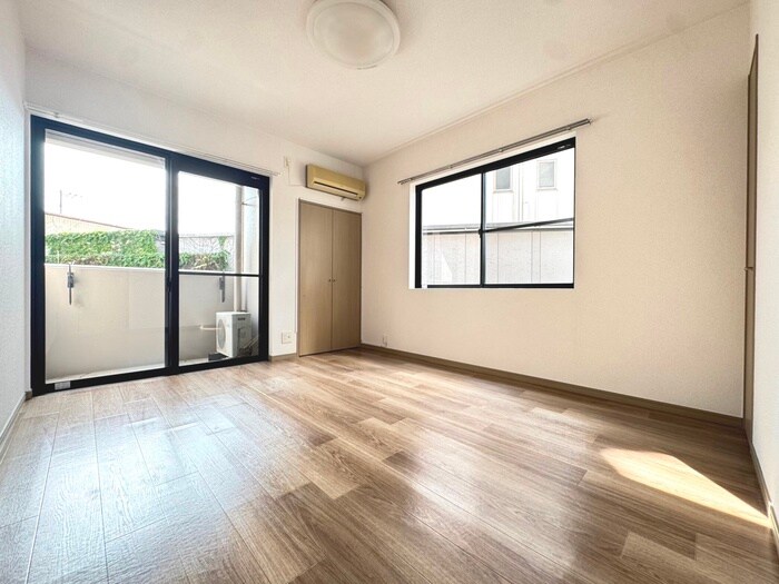 物件内観写真7　(居室)